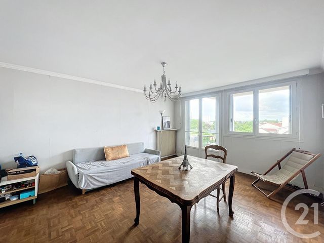 Appartement T3 à vendre - 3 pièces - 72.01 m2 - DRANCY - 93 - ILE-DE-FRANCE - Century 21 Agence Marcus